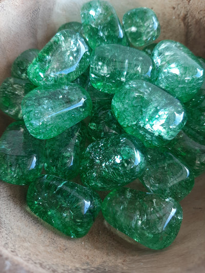 Green Crackled Quartz Crystal Set of Tumbled Stones Smoothed and Polished - 2x3cm