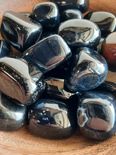 Black Agate Crystal Set of Tumbled Stones Smoothed and Polished - 2x3cm in