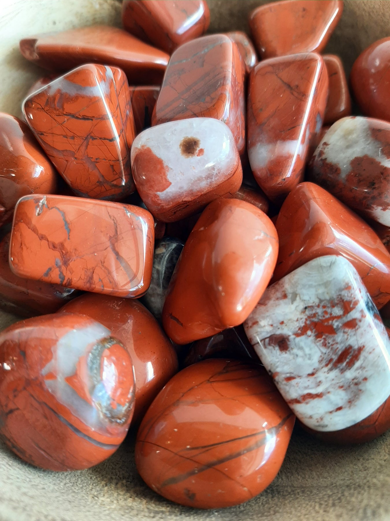 Red Jasper Crystal Set of Tumbled Stones Smoothed and Polished 2x3cm