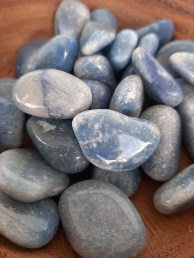 Blue Quartz Crystal Set of Tumbled Stones Smoothed and Polished - 2x3cm