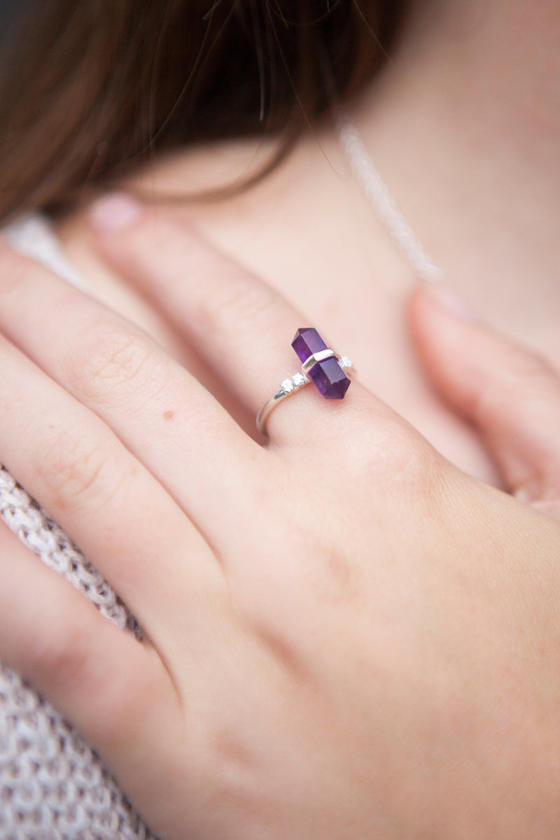 Amethyst Silver Delicately Pointed Ring
